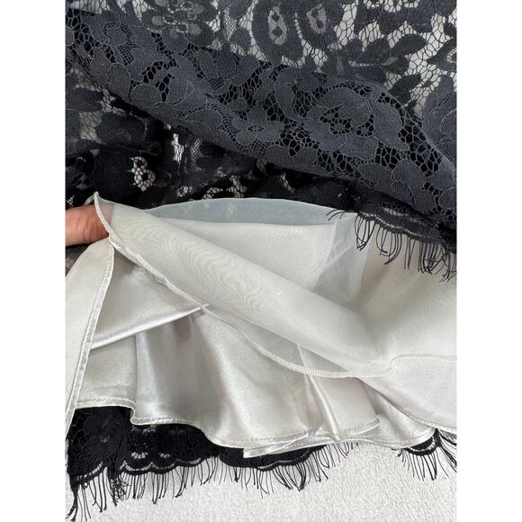 Banana Republic Black Lace Dress 8 Short Sleeve Fit Flare Knee Length Medium - Picture 10 of 10